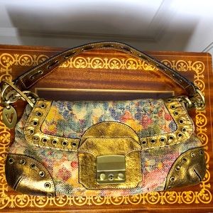 NWOT Vanessa Gold Leather woven grommets shiny chain bag